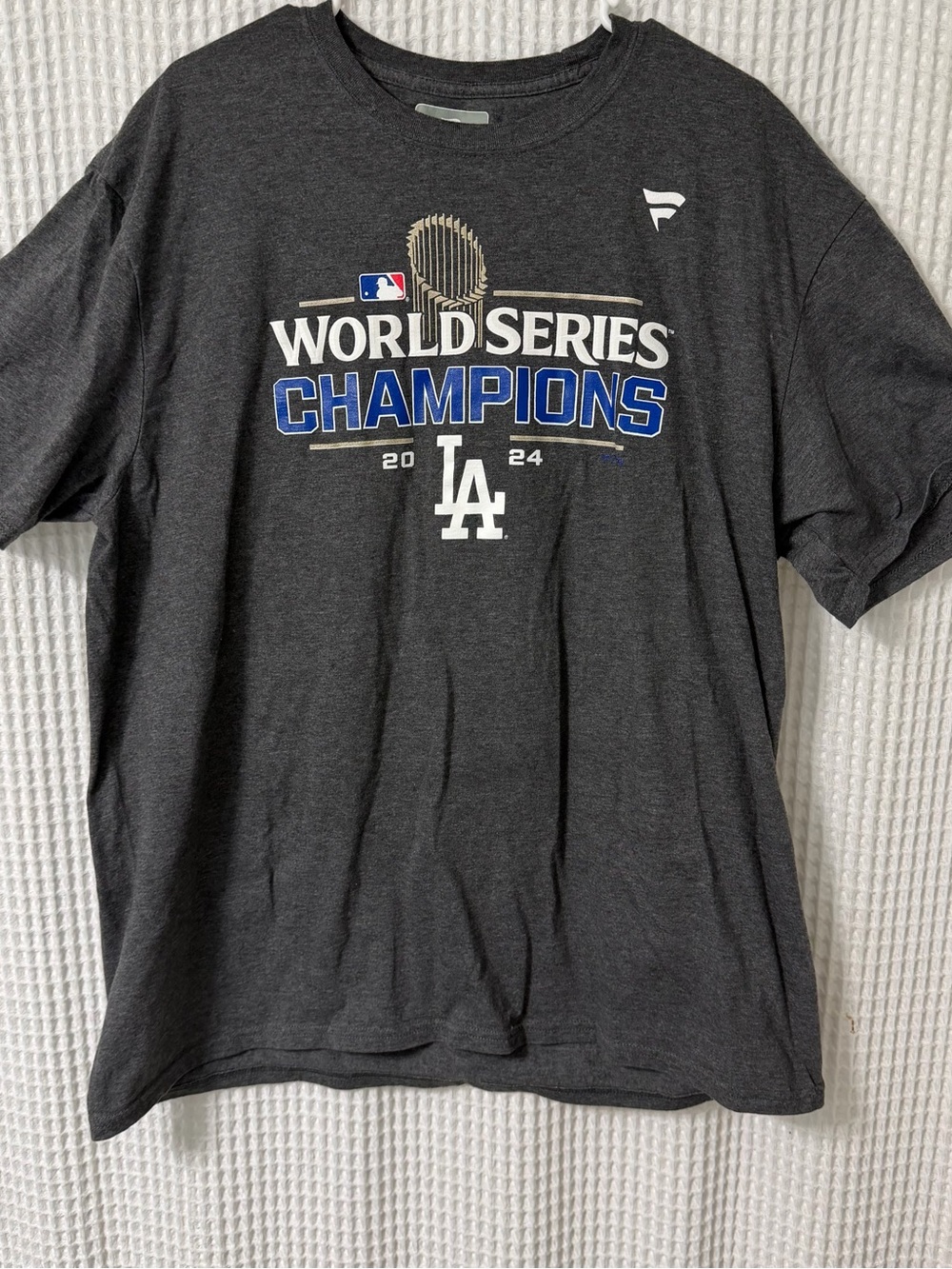 Fanatics Los Angeles Dodgers Charcoal Gray World Series Champions Tee